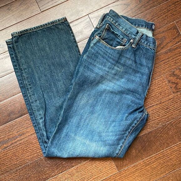 GAP Mens Standard Medium Wash Denim Jeans.‎ Size 34x32 - Picture 7 of 8